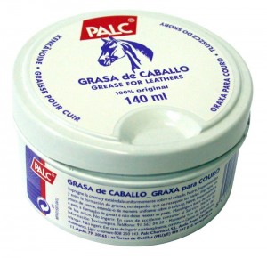 BALSAMO PARA LIMPEZA DE PELES À BASE DE CERA